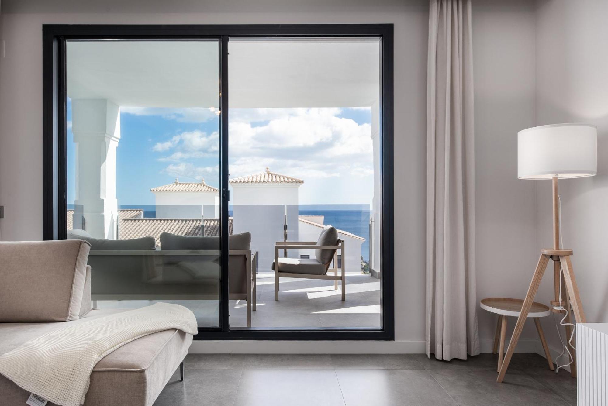 Luxurious Apartment With Sea Views Blue Suites B2-103 มานิลบา ภายนอก รูปภาพ